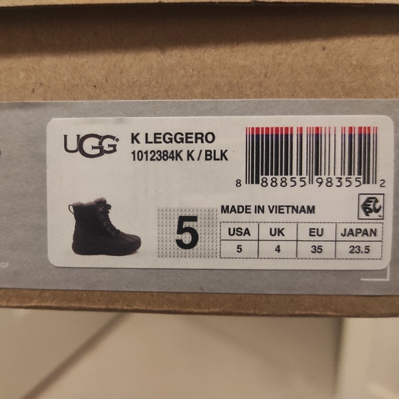 Kids UGG boots - Picture 4 of 4